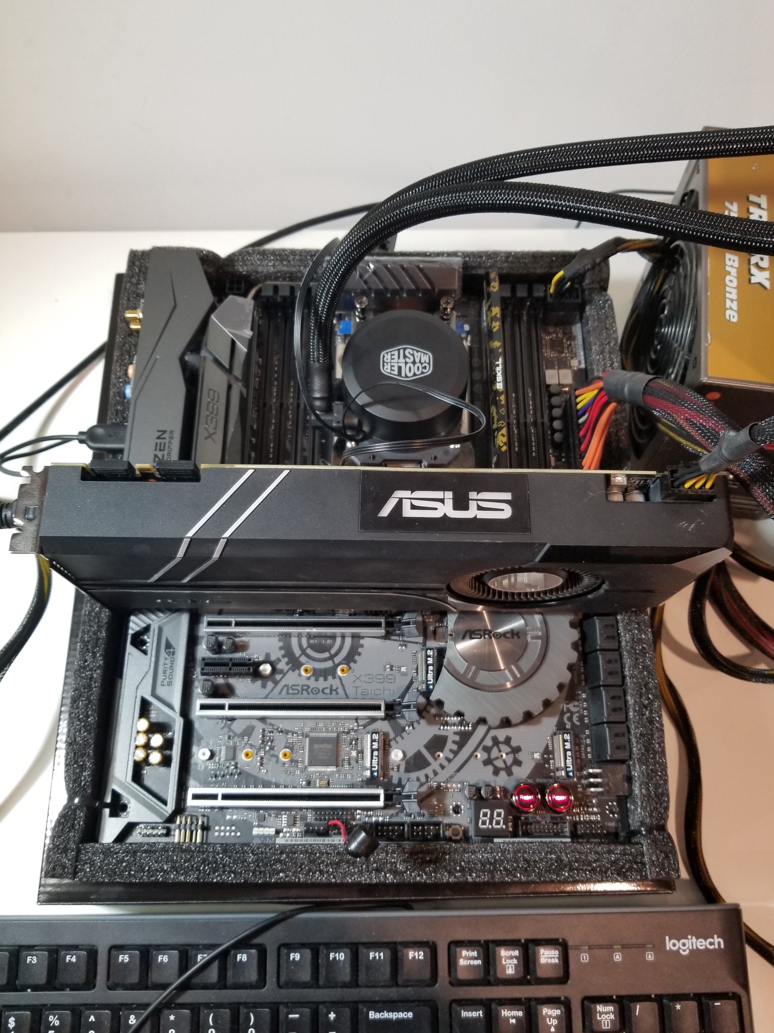 Pre-testing the Components before Installing them in the PC Case