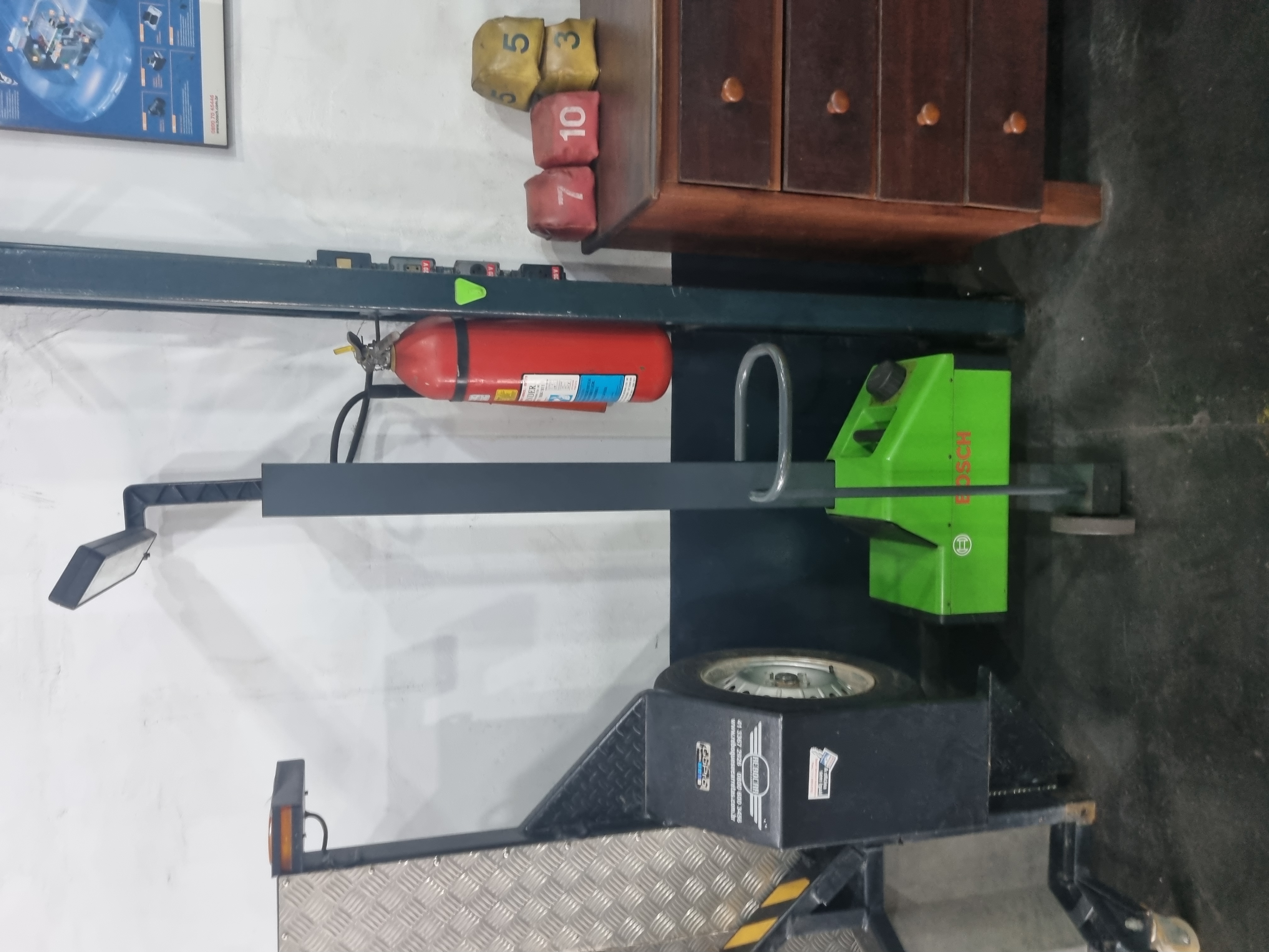 Aparelho para Alinhamento de Faróis